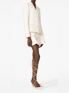 NWT VALENTINO GARAVANI
Crepe Couture Mini Skirt